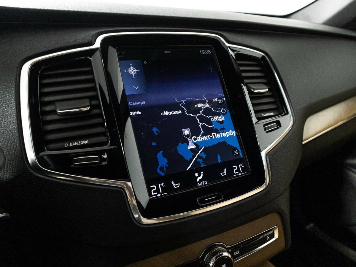 Volvo XC90 с пробегом — 2015 год. Фото: #18