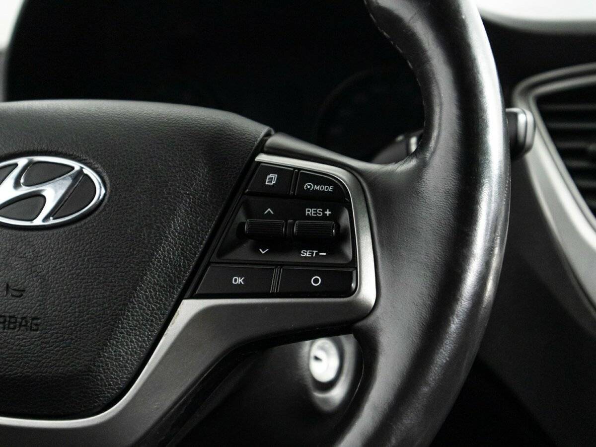 Hyundai Solaris с пробегом — 2019 год. Фото: #17