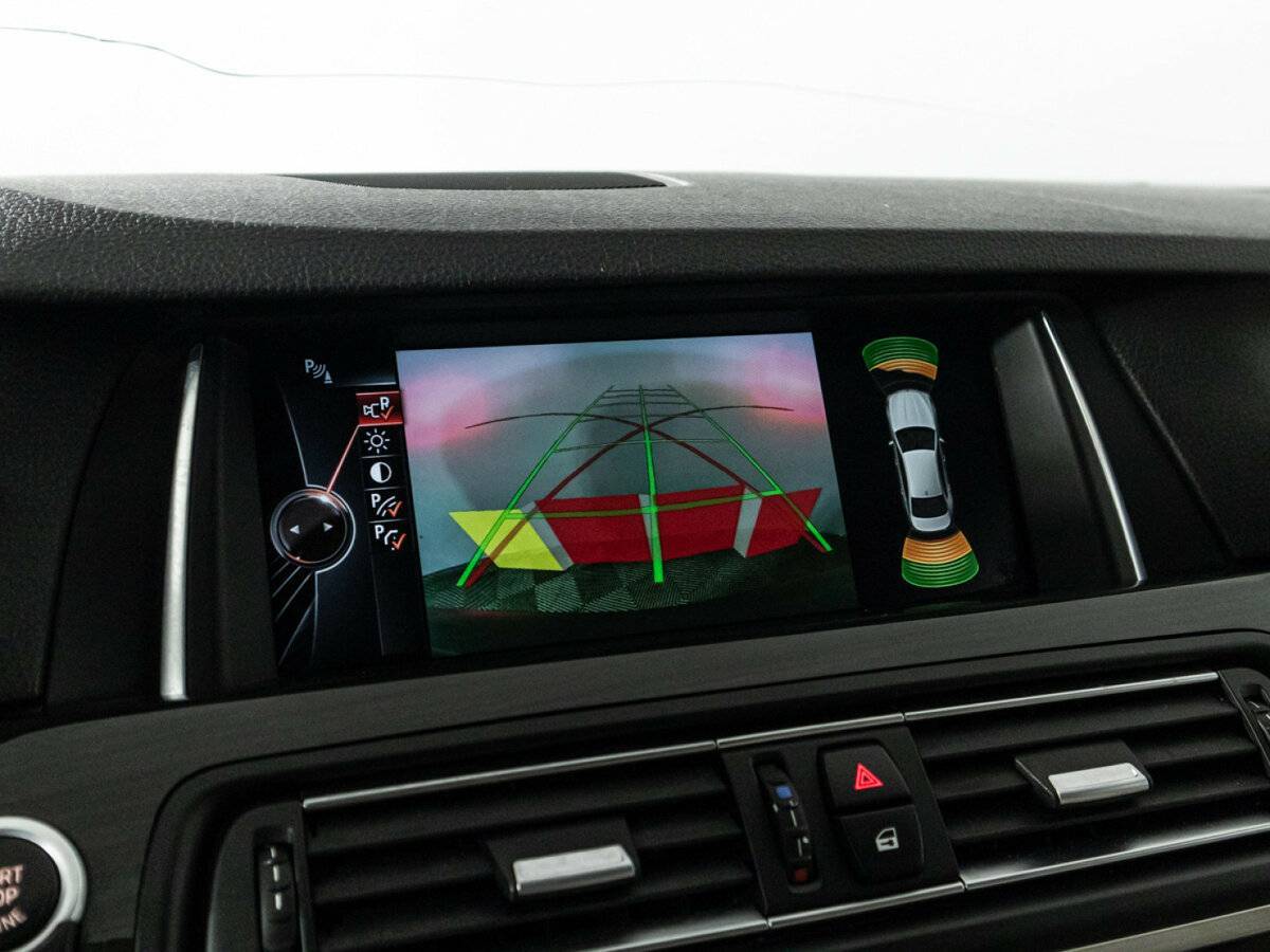 BMW 5 серии с пробегом — 2016 год. Фото: #20