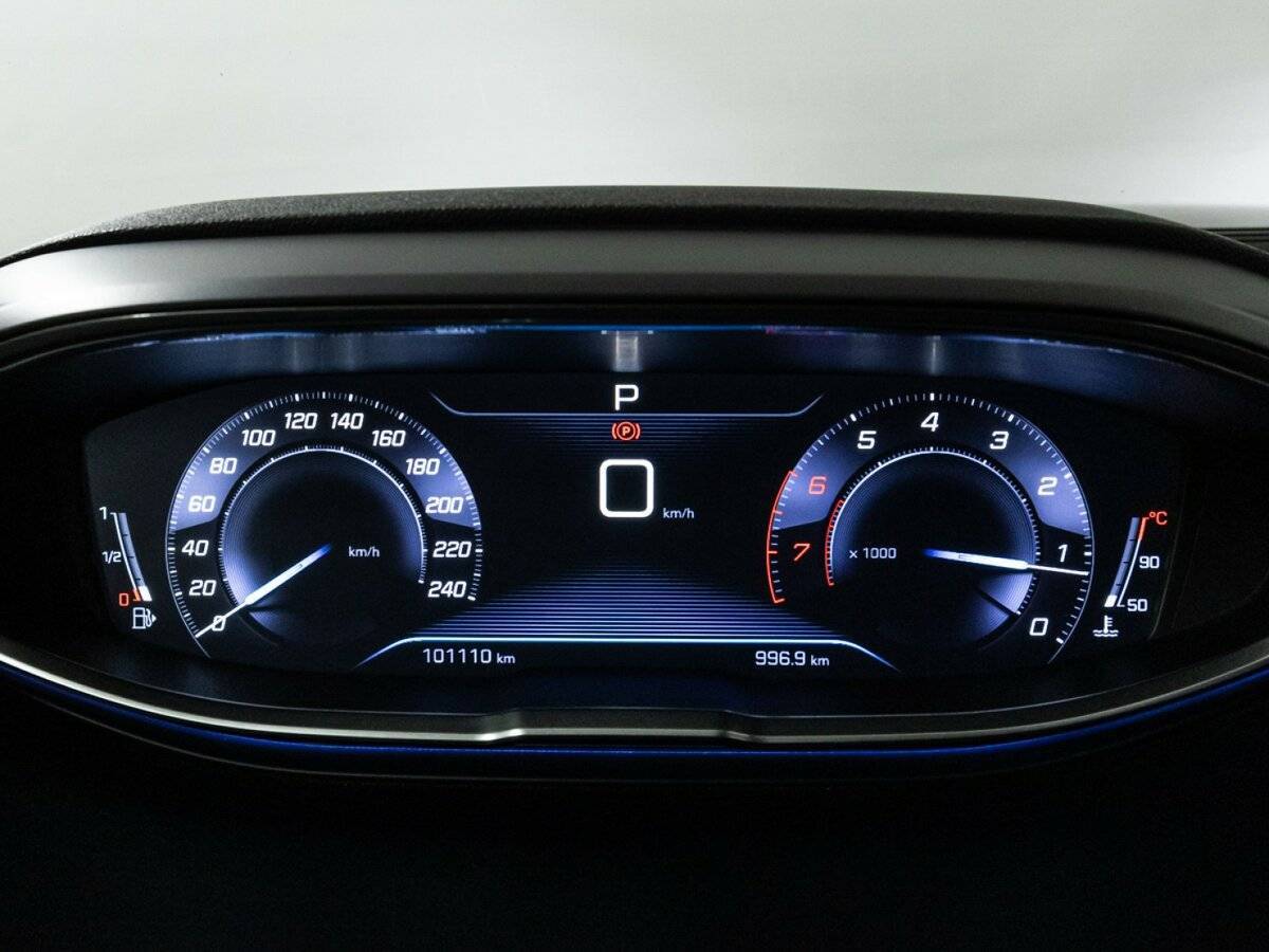 Peugeot 3008 с пробегом — 2017 год. Фото: #11