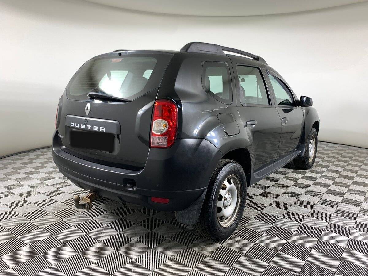 Renault Duster с пробегом — 2013 год. Фото: #4