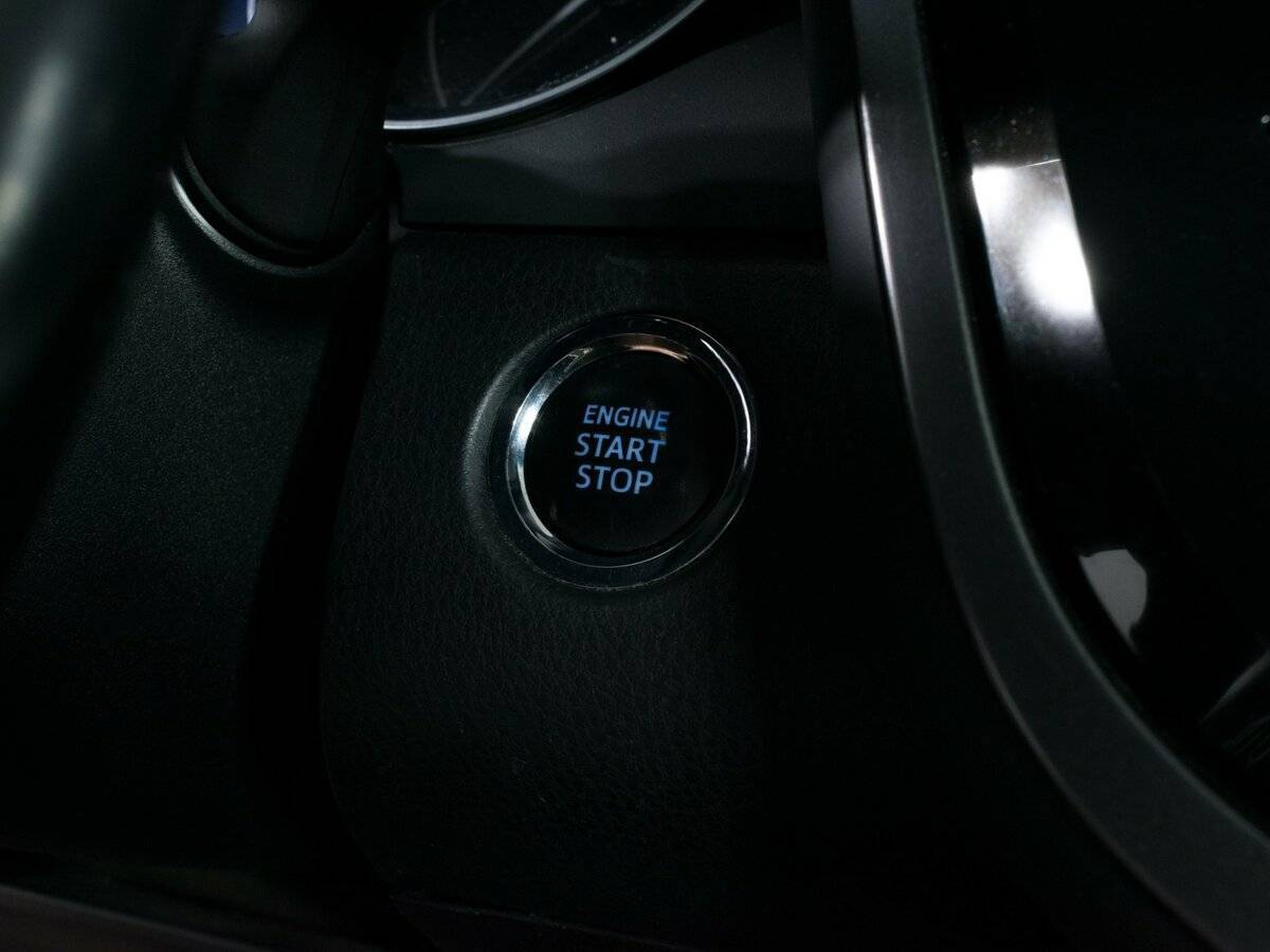 Toyota Camry с пробегом — 2020 год. Фото: #14