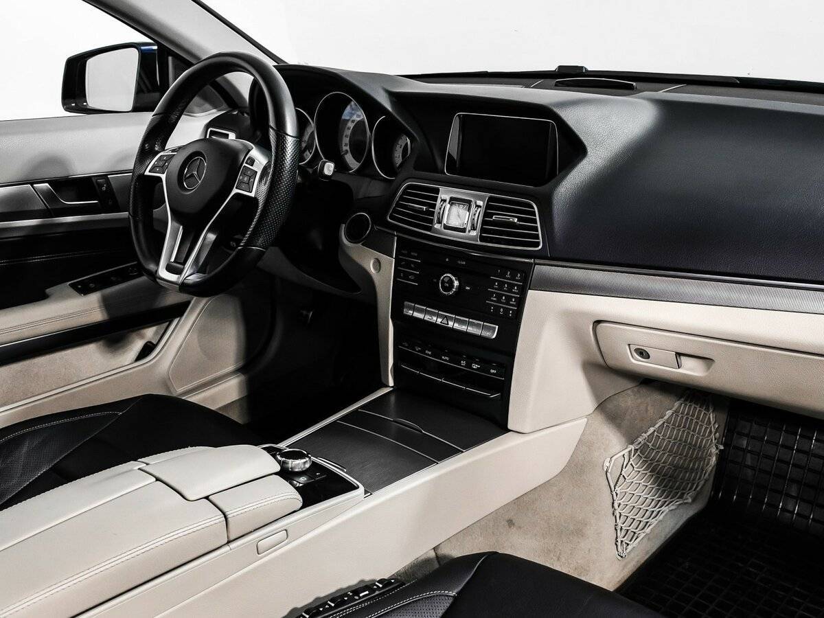 Mercedes-Benz E-Класс с пробегом — 2015 год. Фото: #8