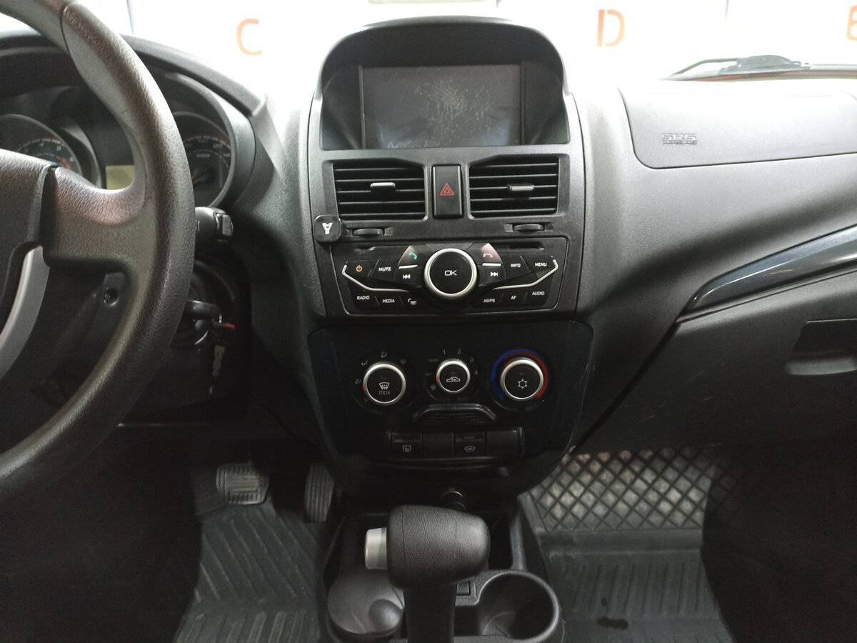 Lada (ВАЗ) Kalina с пробегом — 2013 год. Фото: #14