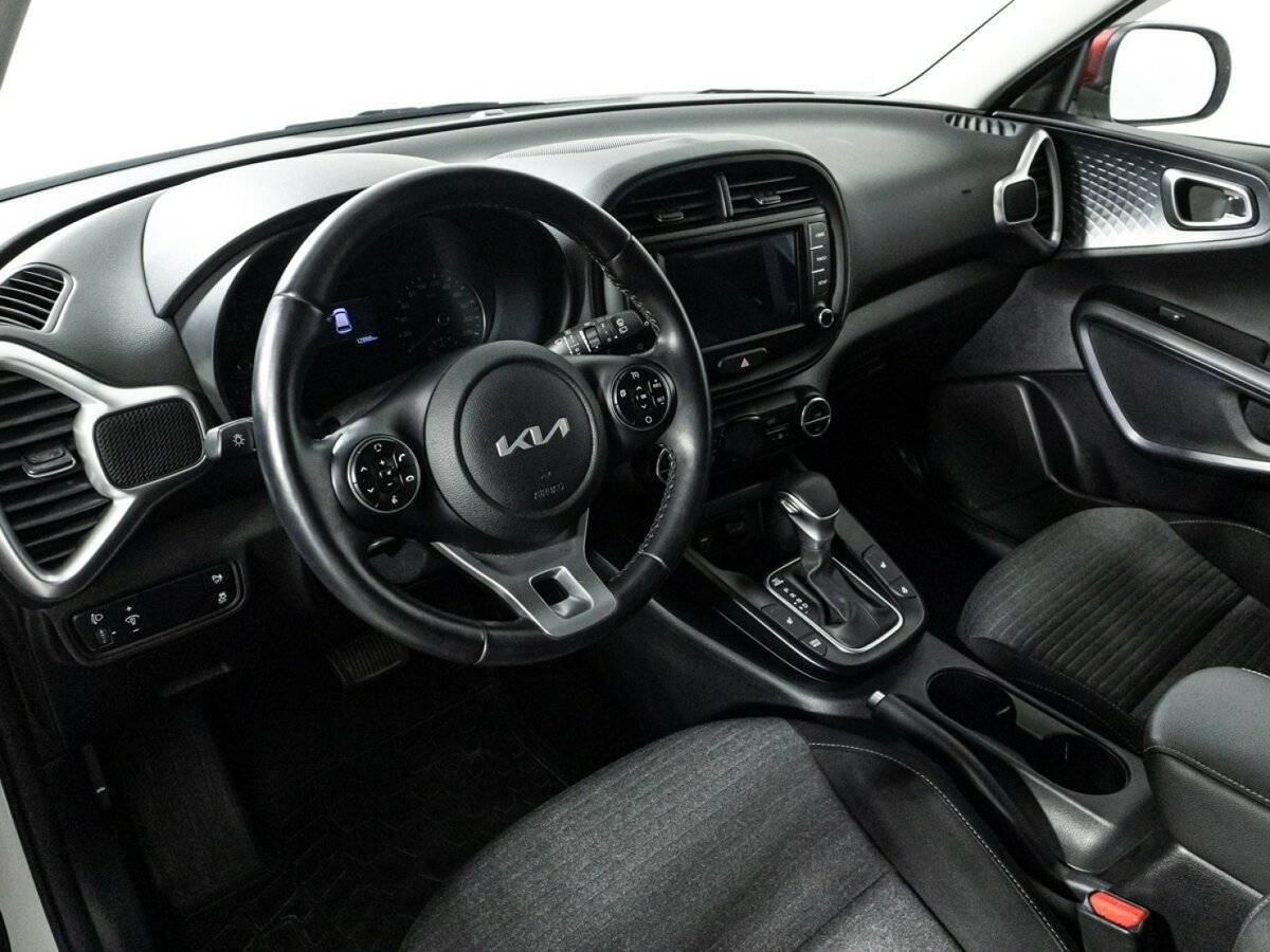 Kia Soul с пробегом — 2022 год. Фото: #10