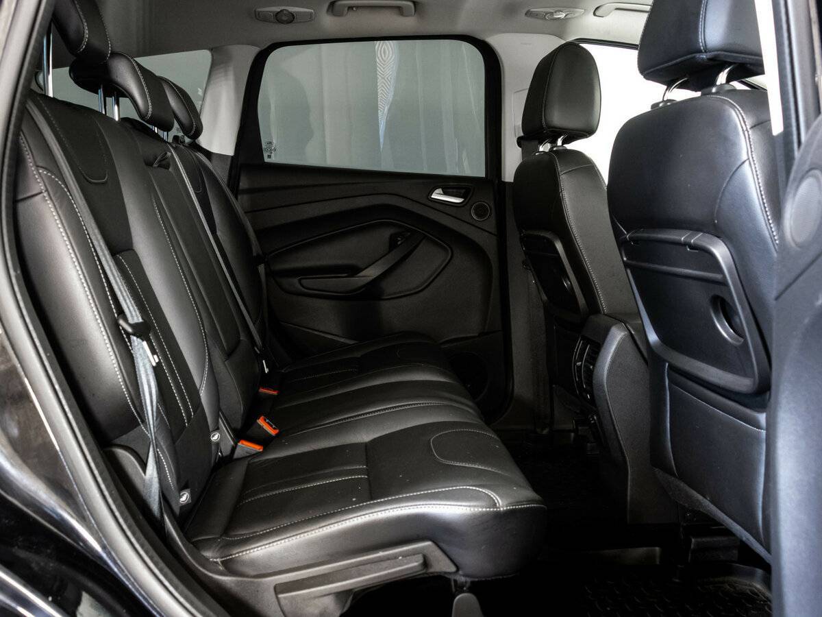 Ford Kuga с пробегом — 2013 год. Фото: #14