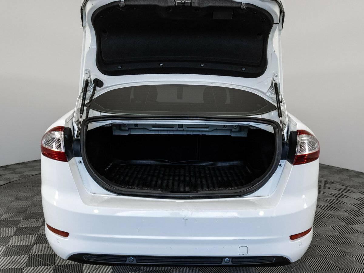 Ford Mondeo с пробегом — 2012 год. Фото: #16