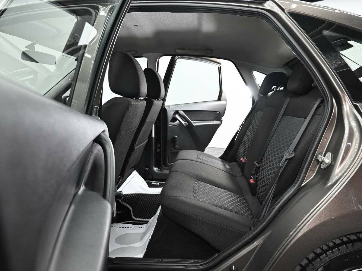 Lada (ВАЗ) Granta с пробегом — 2019 год. Фото: #12