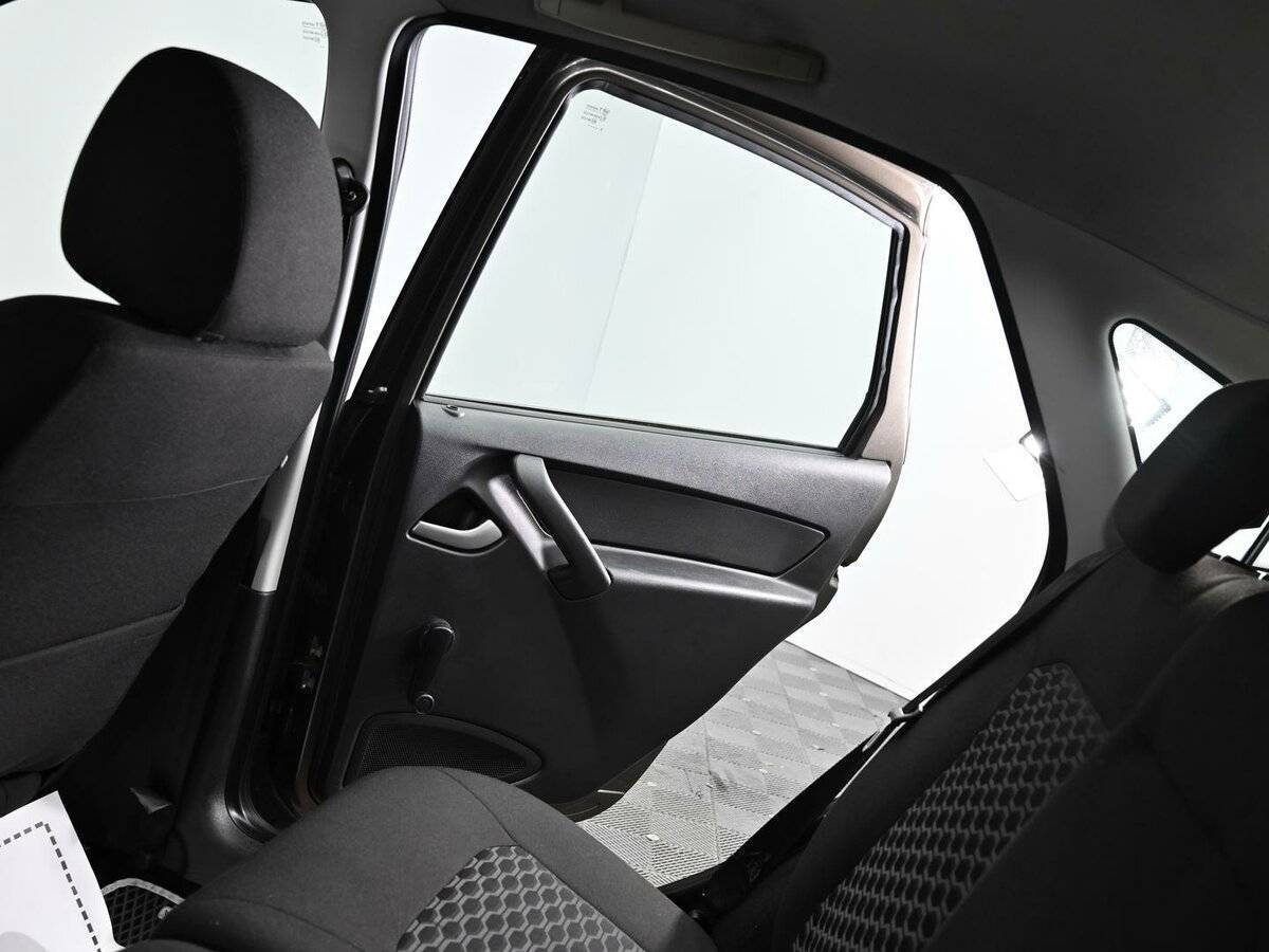 Lada (ВАЗ) Granta с пробегом — 2019 год. Фото: #13