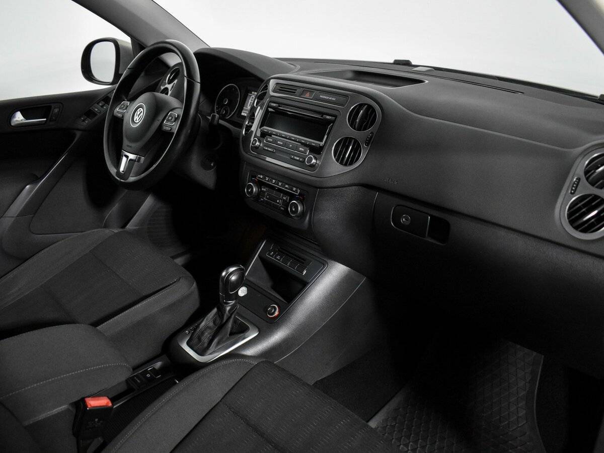 Volkswagen Tiguan с пробегом — 2013 год. Фото: #17
