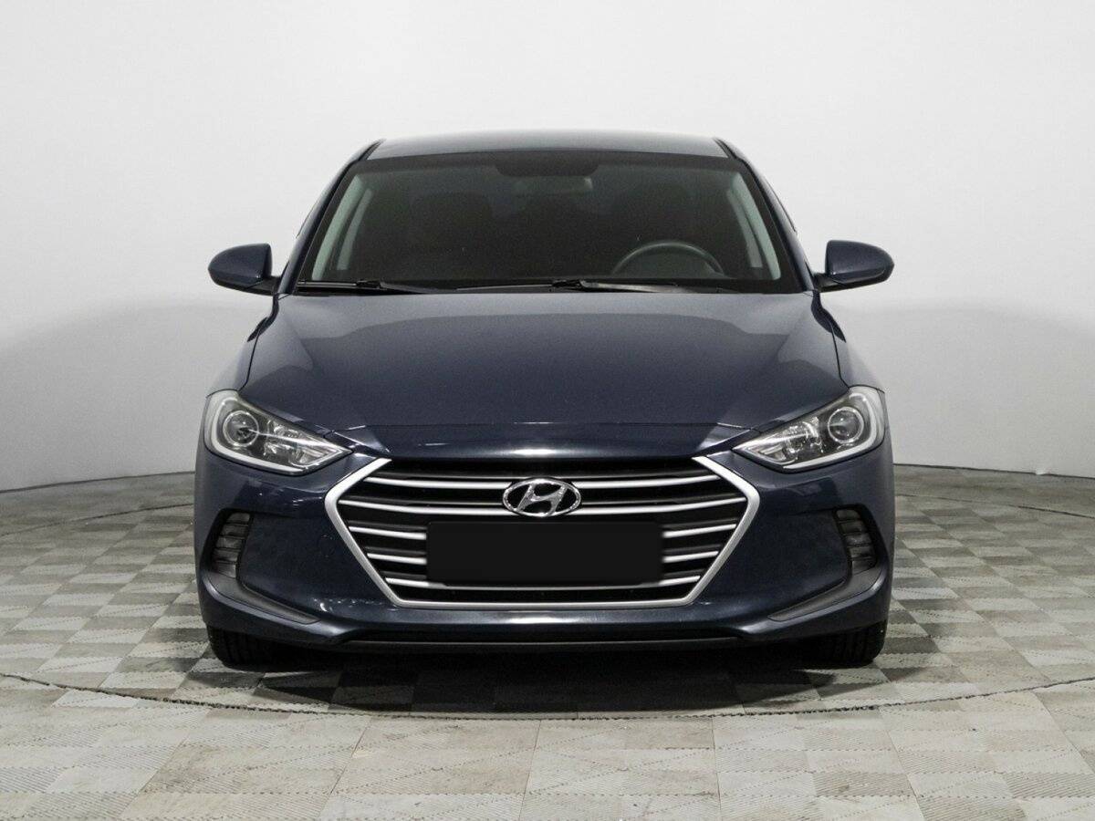 Hyundai Elantra с пробегом — 2016 год. Фото: #1