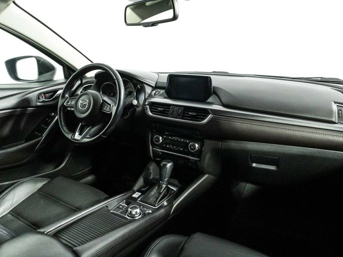 Mazda 6 с пробегом — 2017 год. Фото: #8