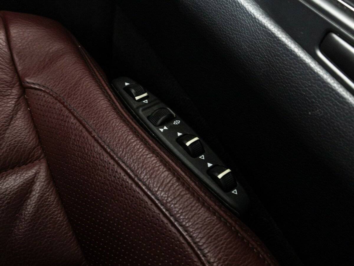 Mercedes-Benz E-Класс с пробегом — 2014 год. Фото: #16