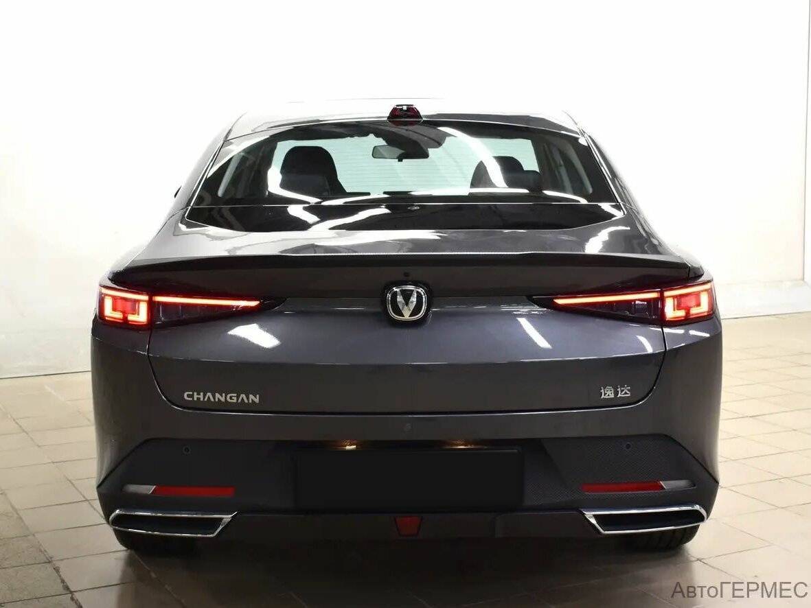 Changan Lamore с пробегом — 2023 год. Фото: #2