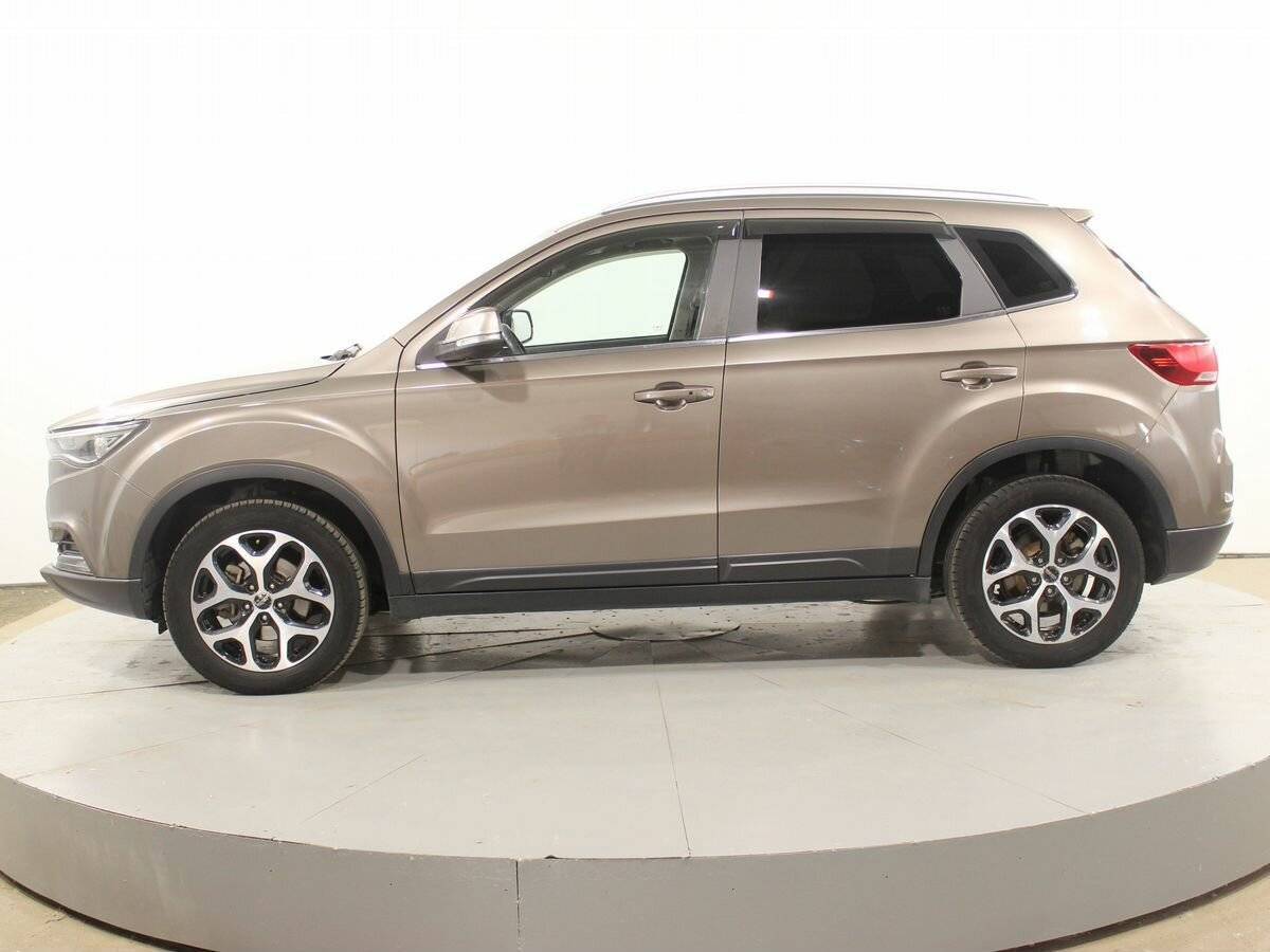 FAW Besturn X40 с пробегом — 2019 год. Фото: #1