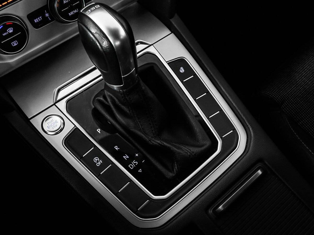 Volkswagen Passat с пробегом — 2018 год. Фото: #17