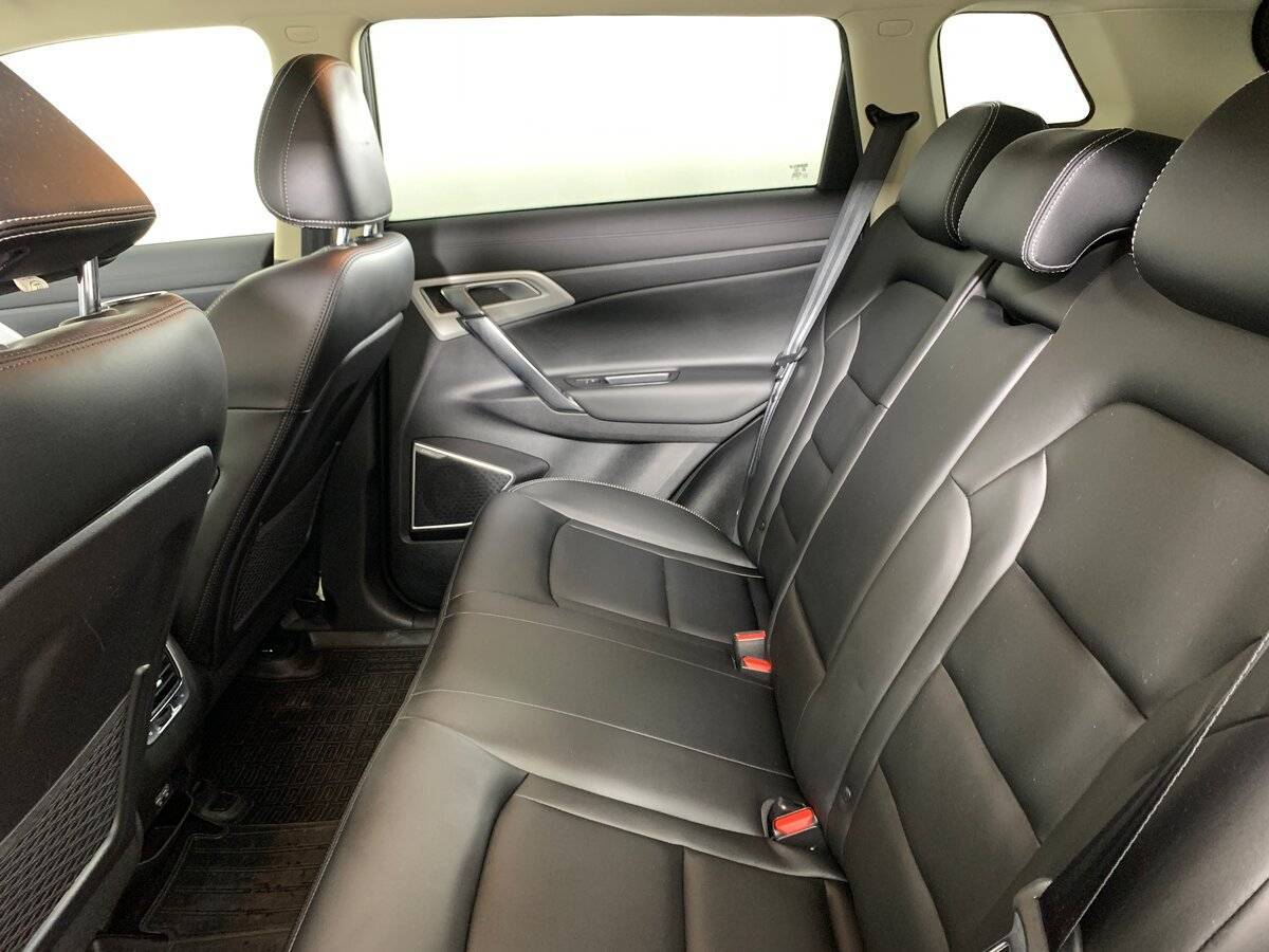 Geely Atlas с пробегом — 2019 год. Фото: #17