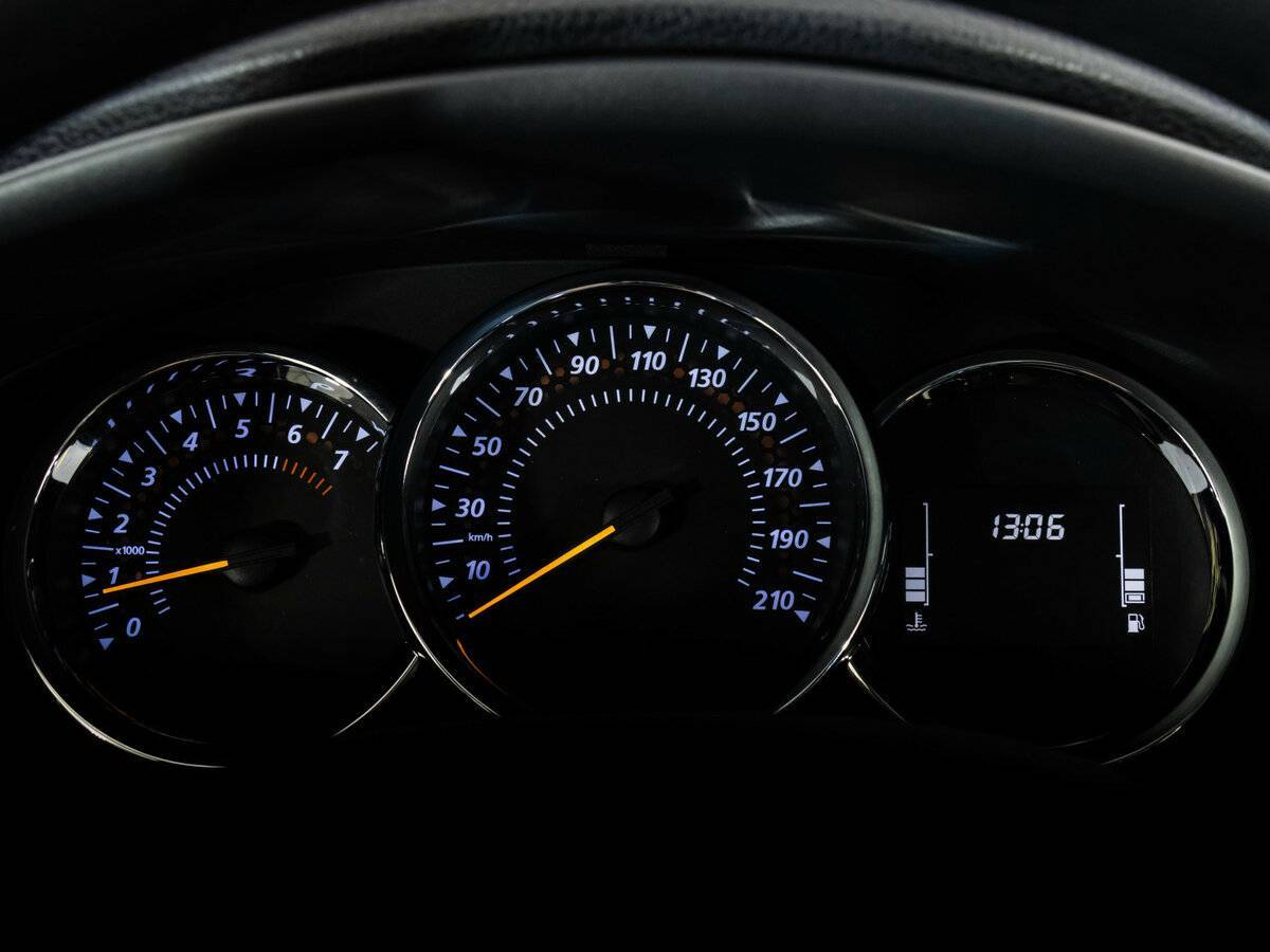 Renault Sandero с пробегом — 2022 год. Фото: #16