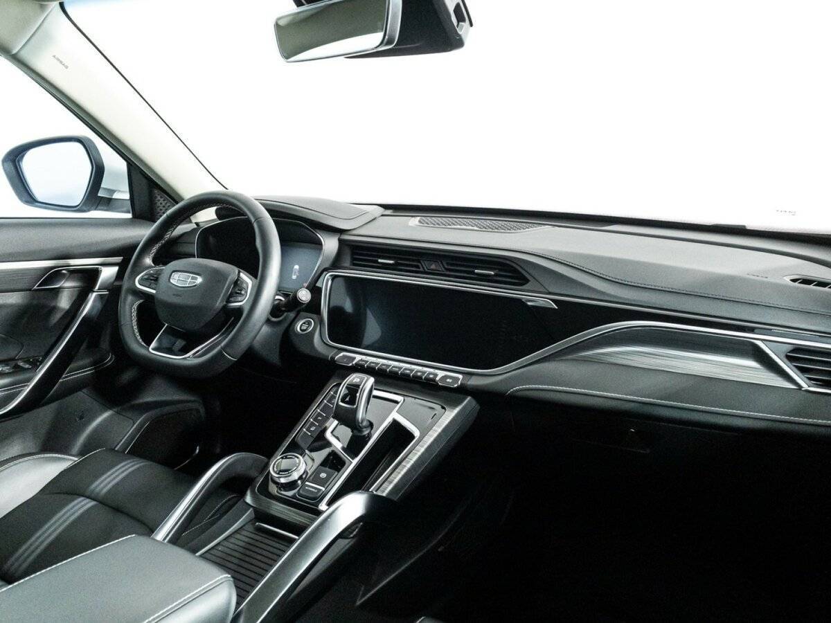 Geely Atlas Pro с пробегом — 2023 год. Фото: #8