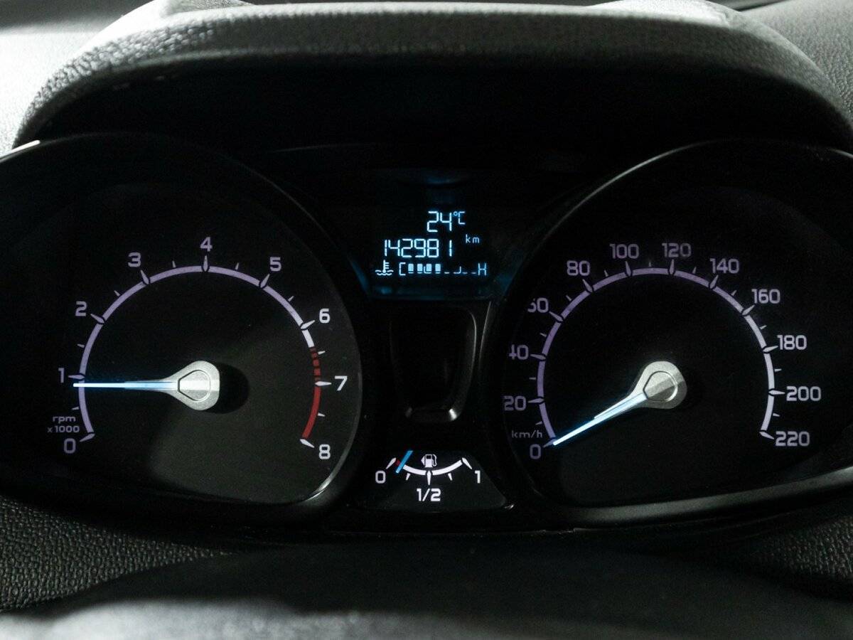 Ford EcoSport с пробегом — 2017 год. Фото: #11