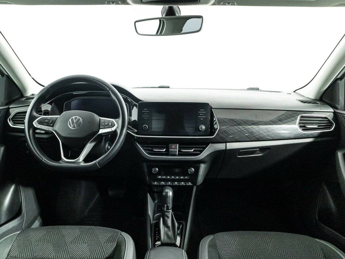 Volkswagen Polo с пробегом — 2020 год. Фото: #12