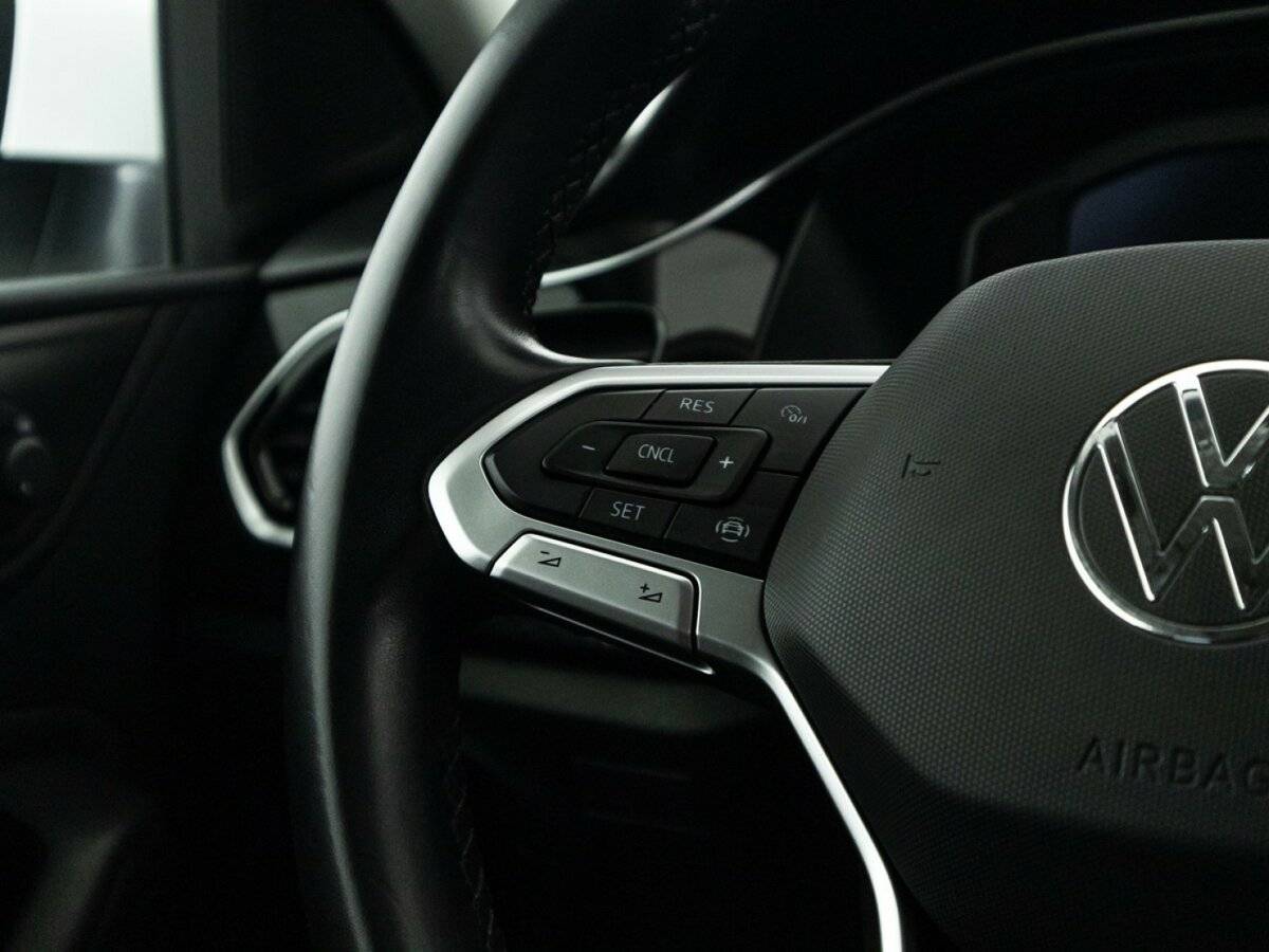 Volkswagen Polo с пробегом — 2020 год. Фото: #18