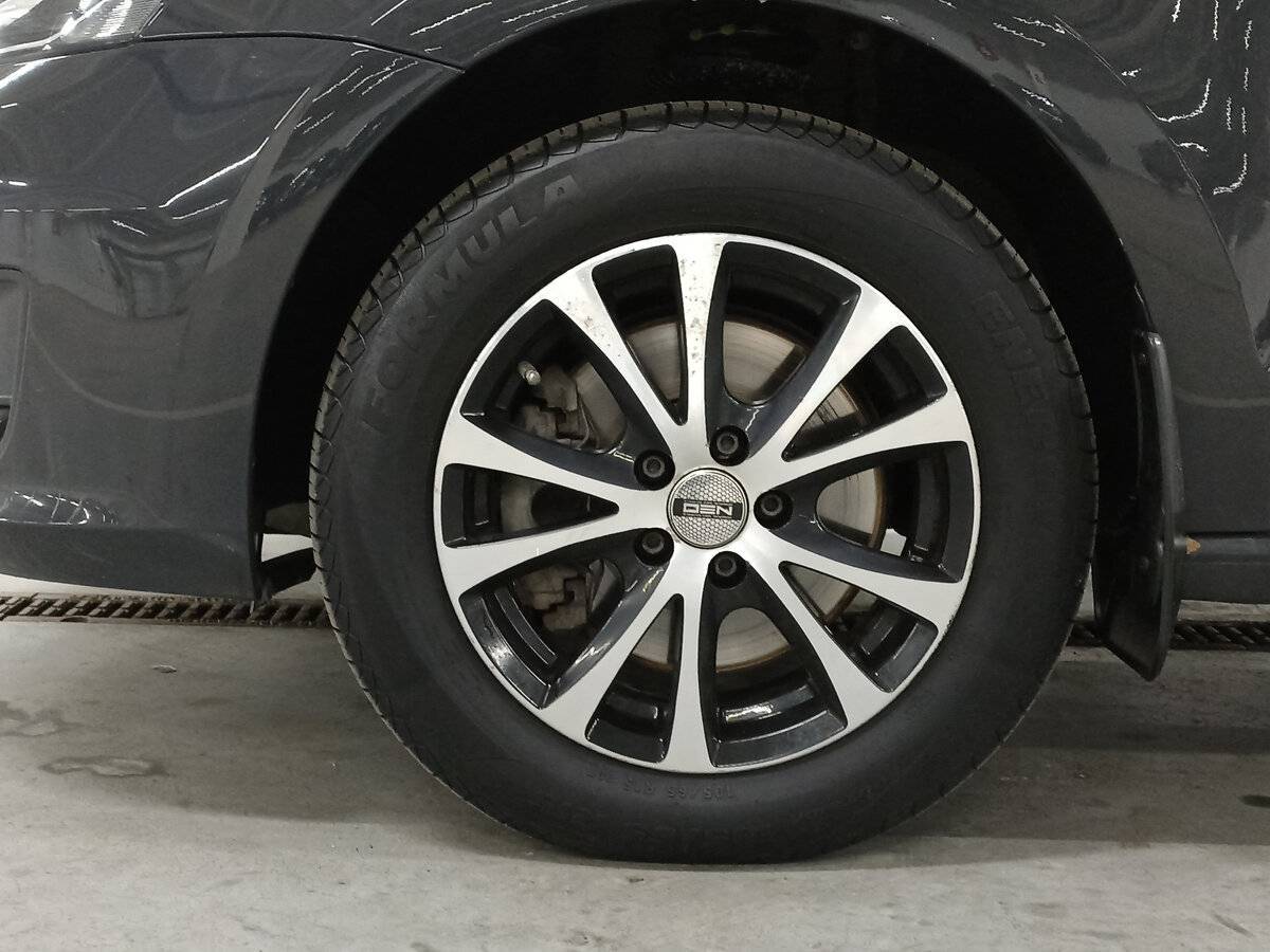 Volkswagen Polo с пробегом — 2018 год. Фото: #17