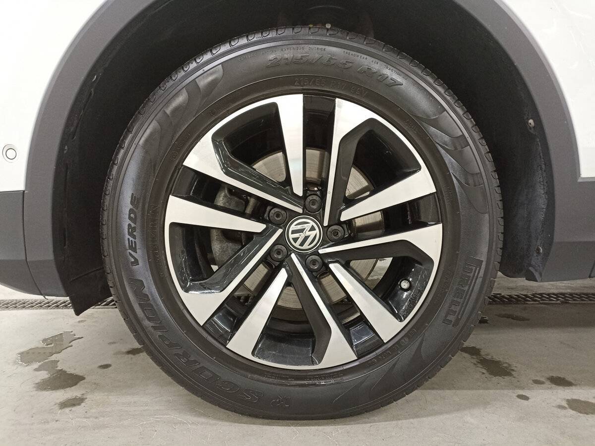 Volkswagen Tiguan с пробегом — 2020 год. Фото: #17