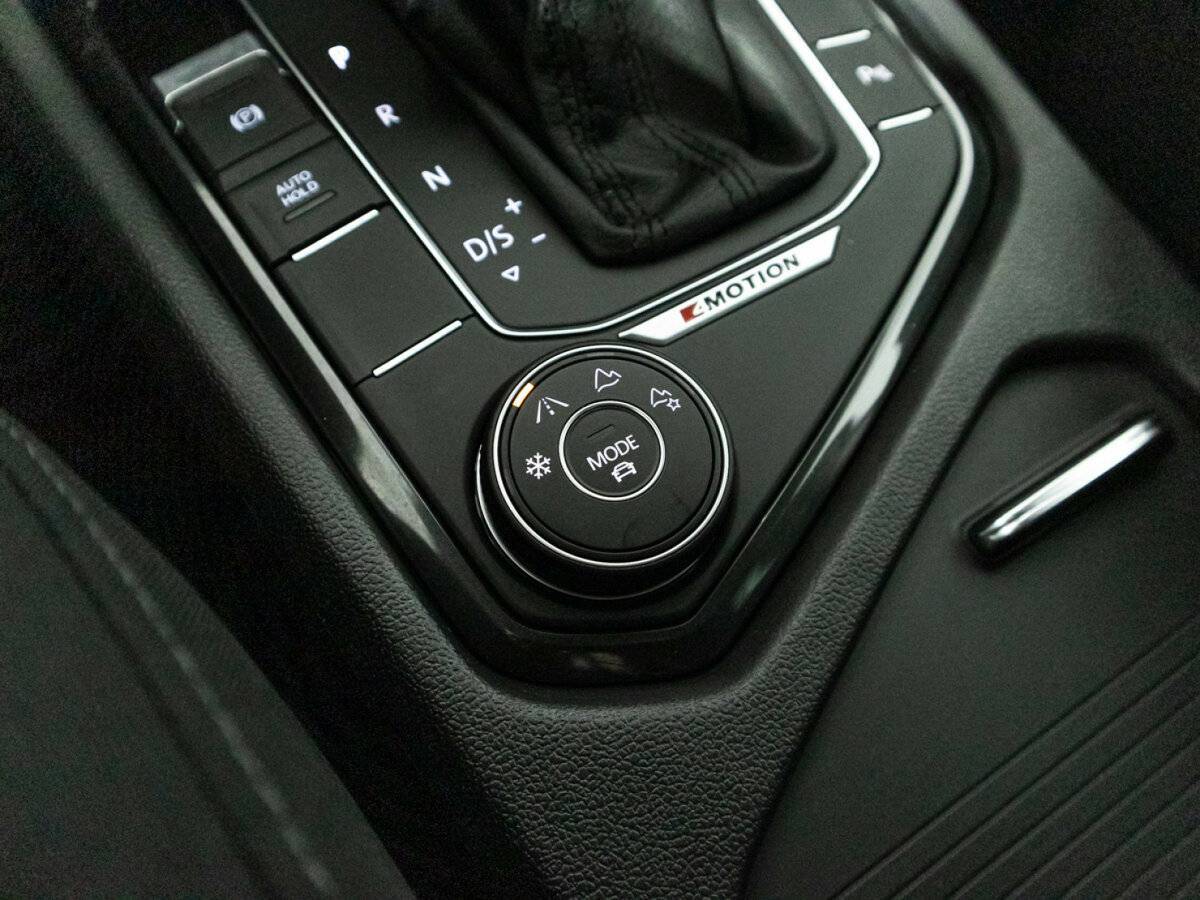 Volkswagen Tiguan с пробегом — 2018 год. Фото: #18