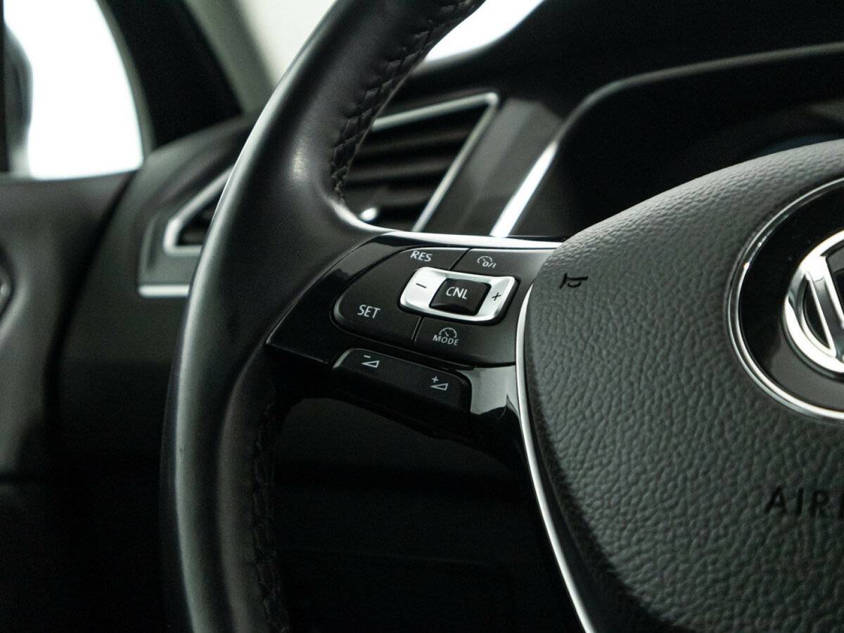 Volkswagen Tiguan с пробегом — 2018 год. Фото: #22