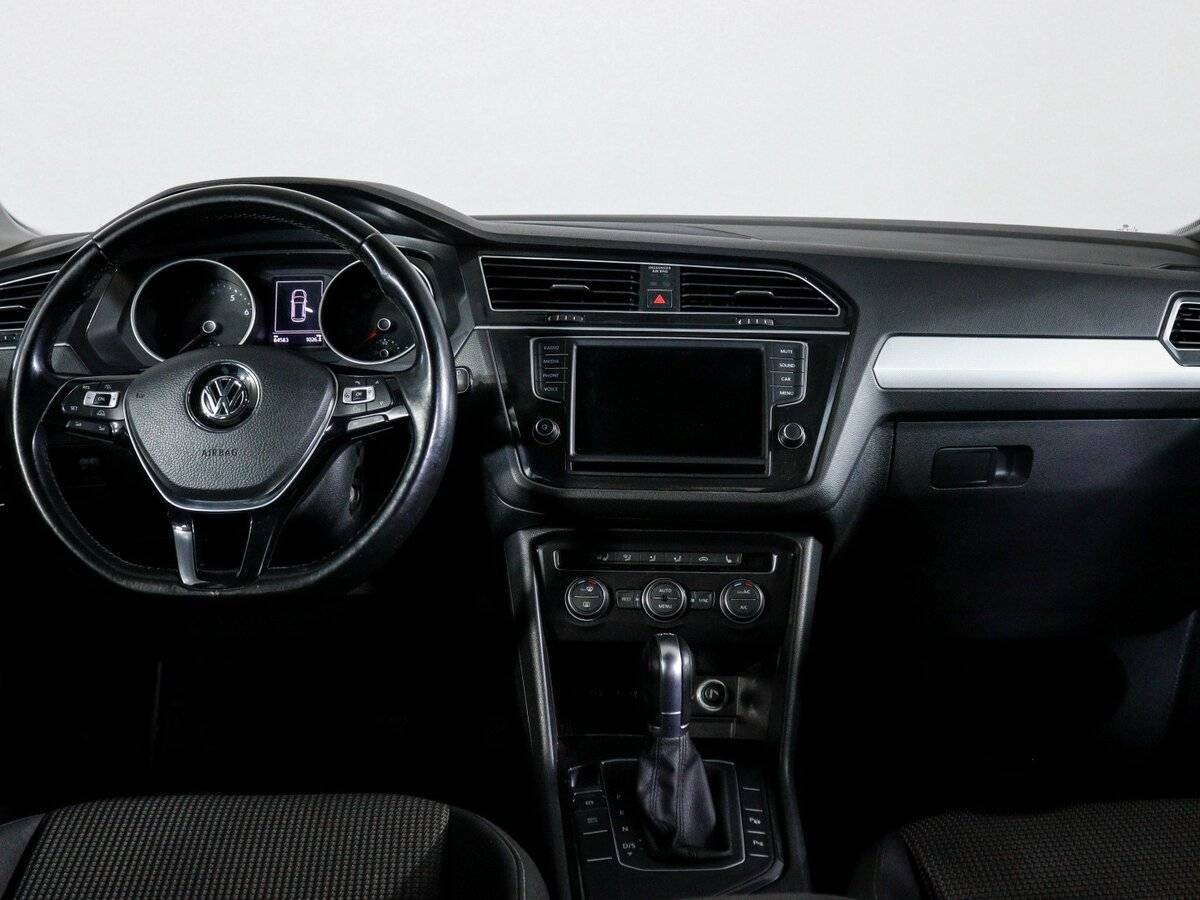 Volkswagen Tiguan с пробегом — 2017 год. Фото: #11