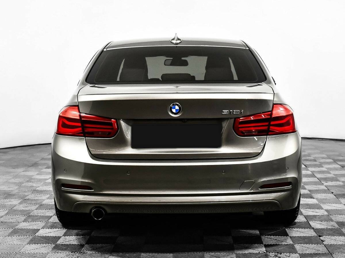 BMW 3 серии с пробегом — 2015 год. Фото: #5