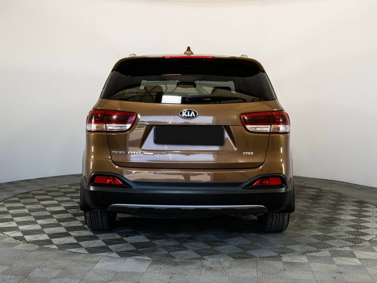 Kia Sorento с пробегом — 2015 год. Фото: #5