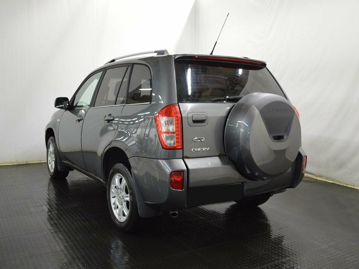 Chery Tiggo (T11) с пробегом — 2015 год. Фото: #6