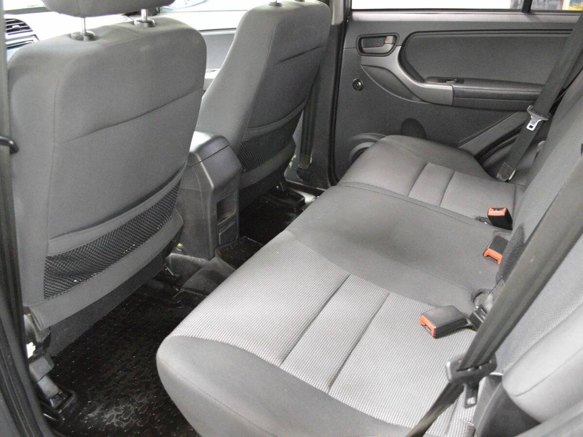 Chery Tiggo (T11) с пробегом — 2015 год. Фото: #10