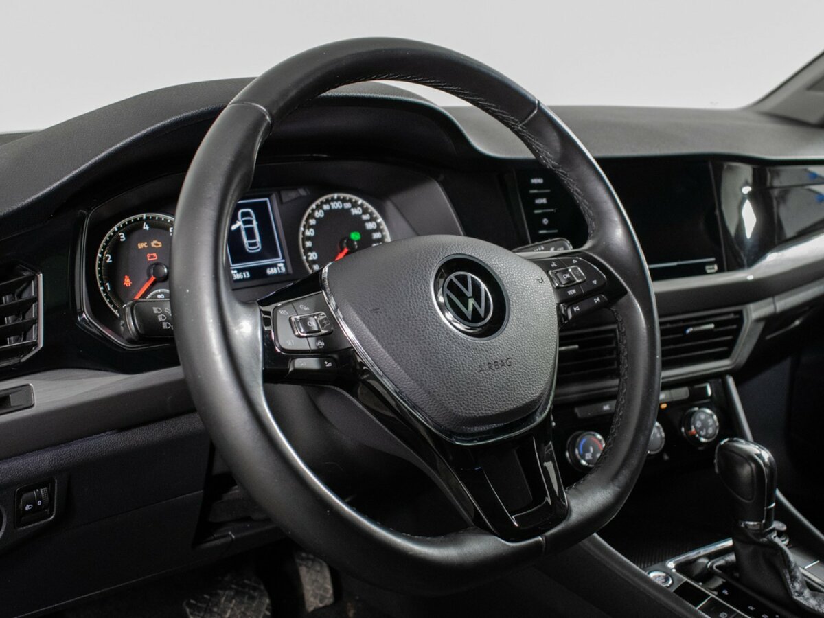 Volkswagen Bora с пробегом — 2021 год. Фото: #10