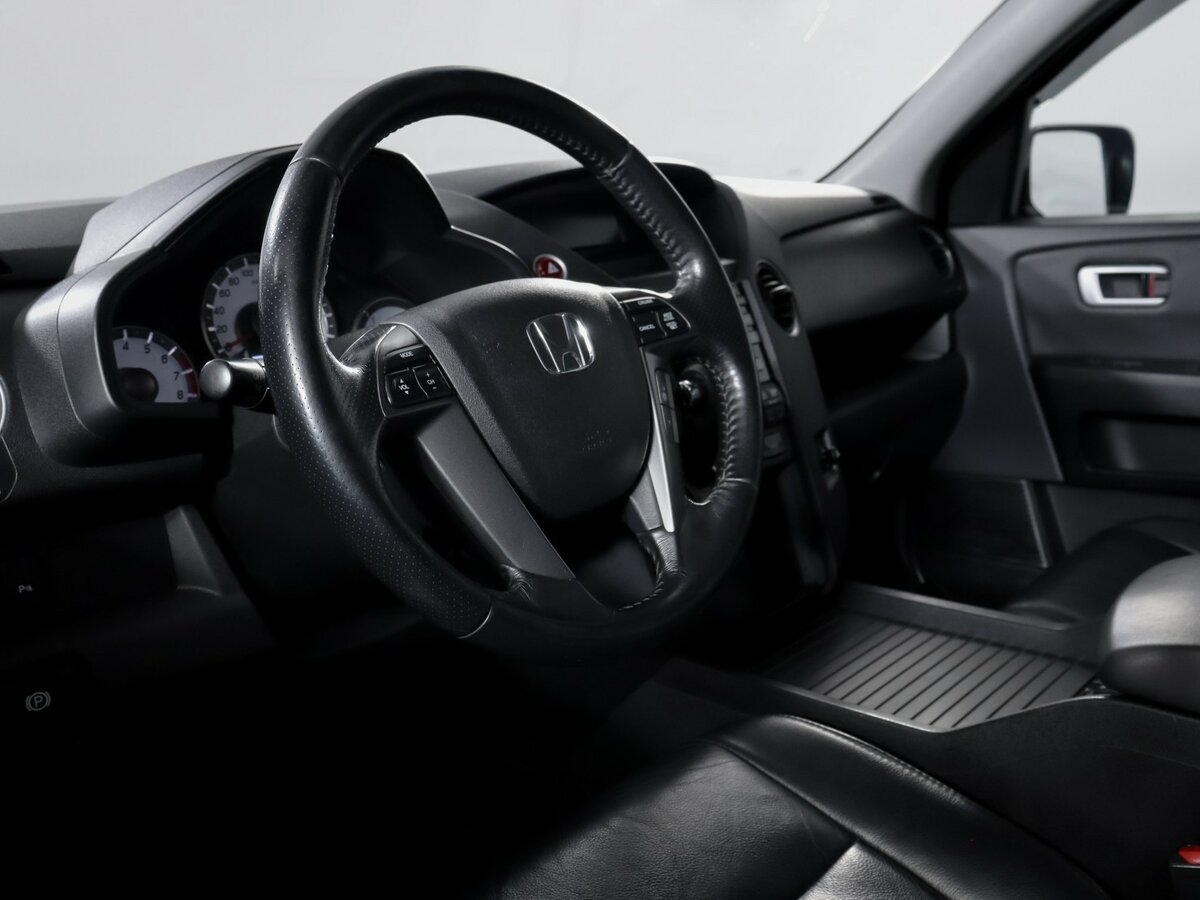 Honda Pilot с пробегом — 2013 год. Фото: #13