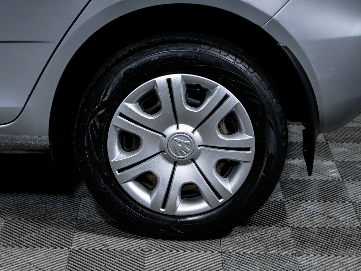 Skoda Fabia с пробегом — 2014 год. Фото: #11