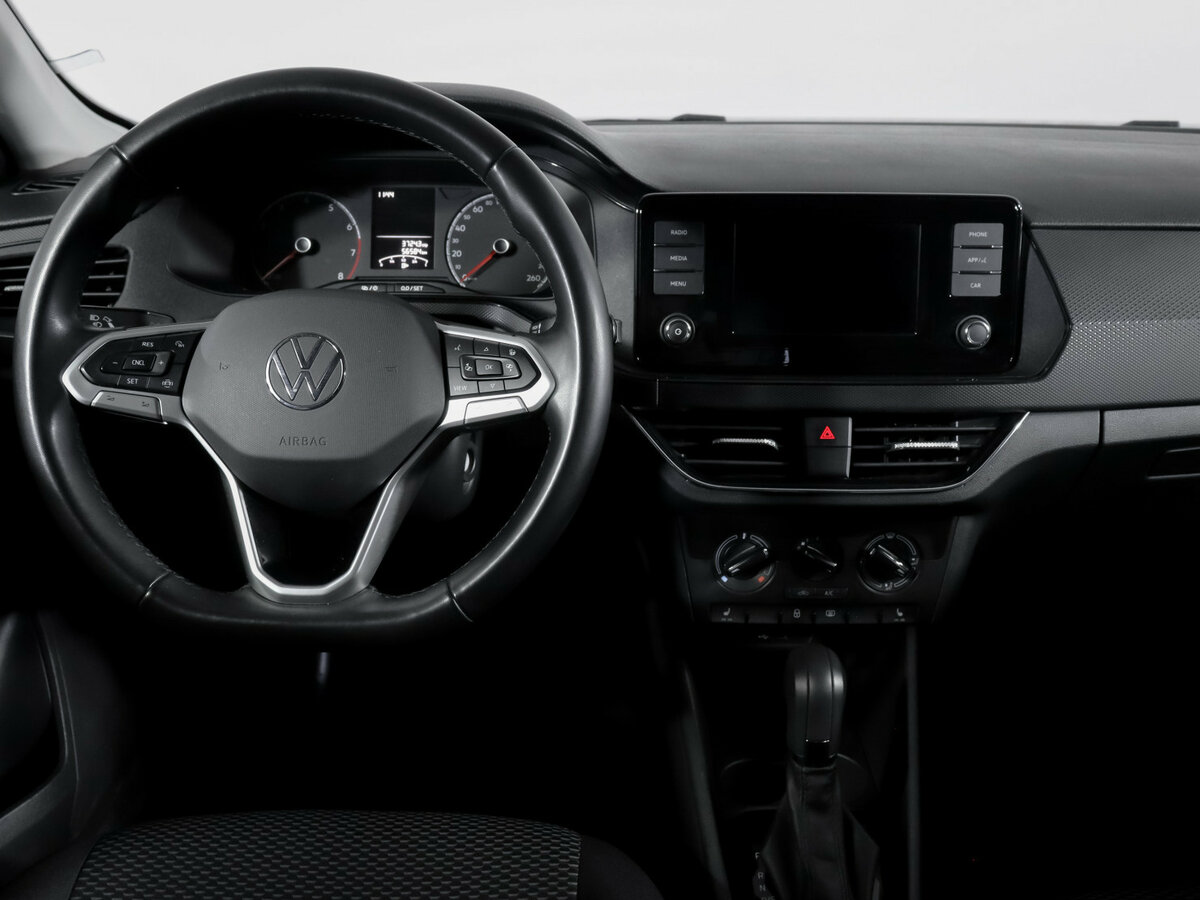 Volkswagen Polo с пробегом — 2021 год. Фото: #9