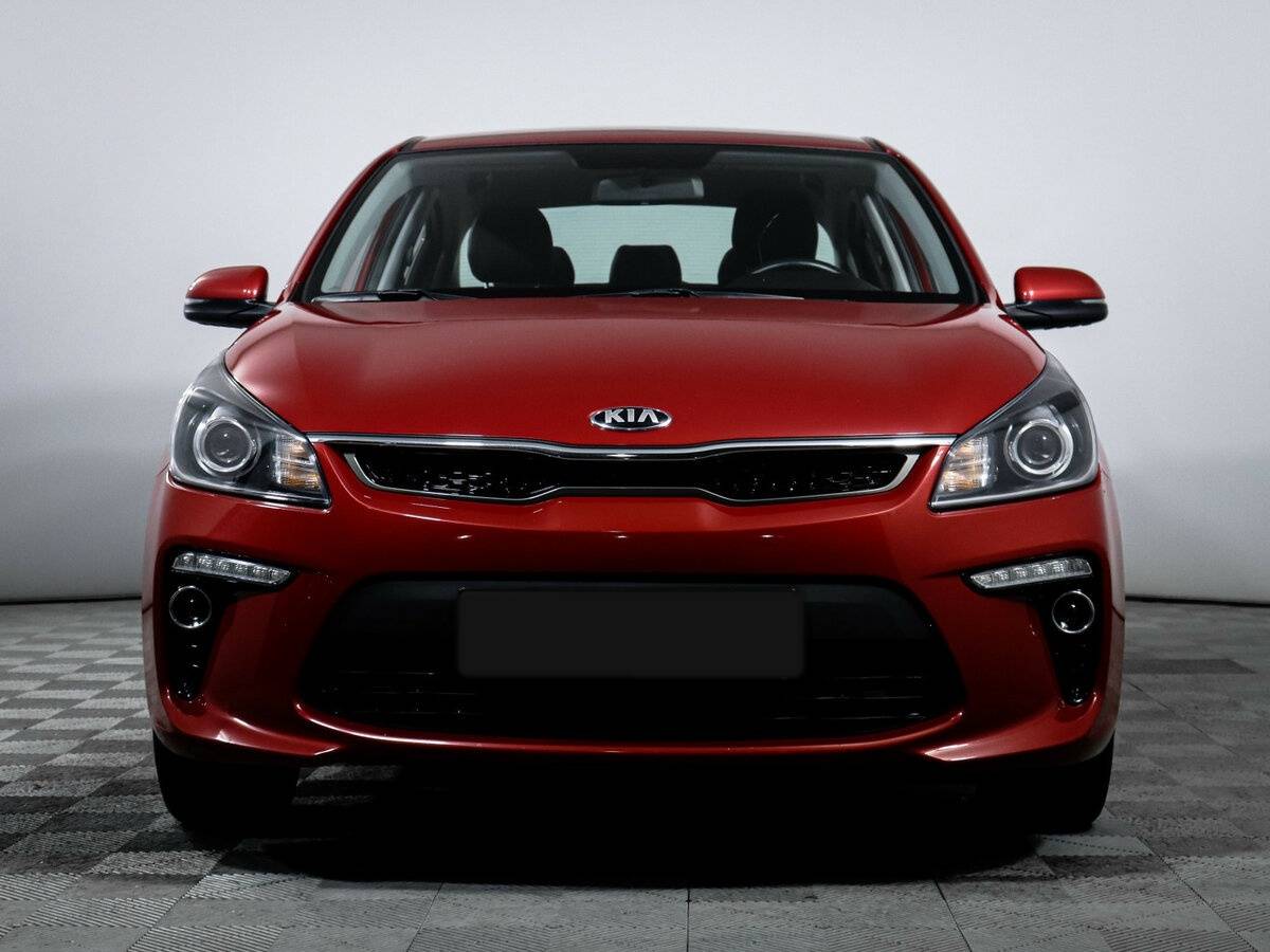Kia Rio с пробегом — 2020 год. Фото: #1