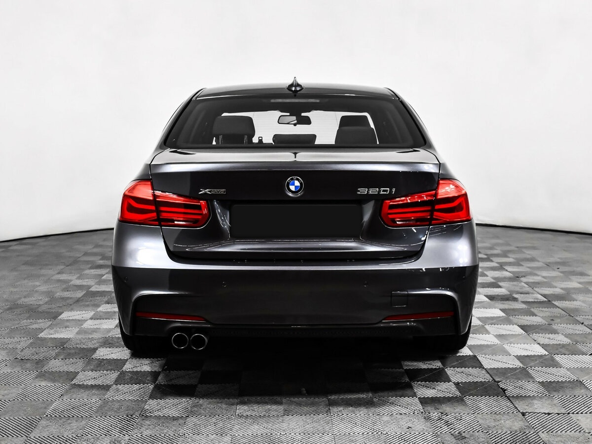 BMW 3 серии с пробегом — 2017 год. Фото: #5