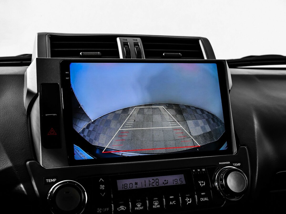 Toyota Land Cruiser Prado с пробегом — 2013 год. Фото: #18