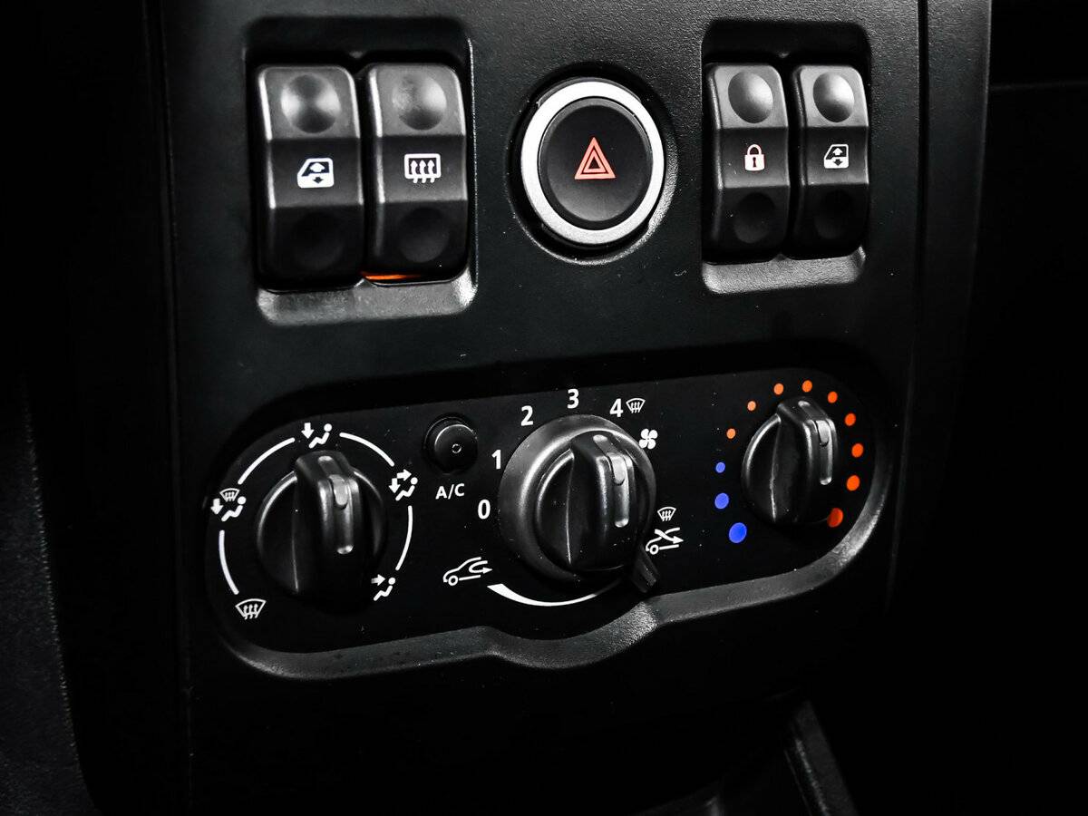 Lada (ВАЗ) Largus с пробегом — 2020 год. Фото: #9