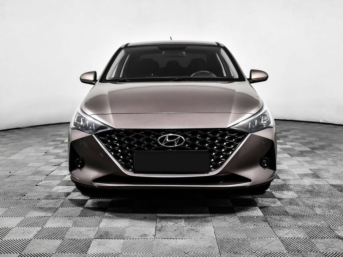 Hyundai Solaris с пробегом — 2020 год. Фото: #1