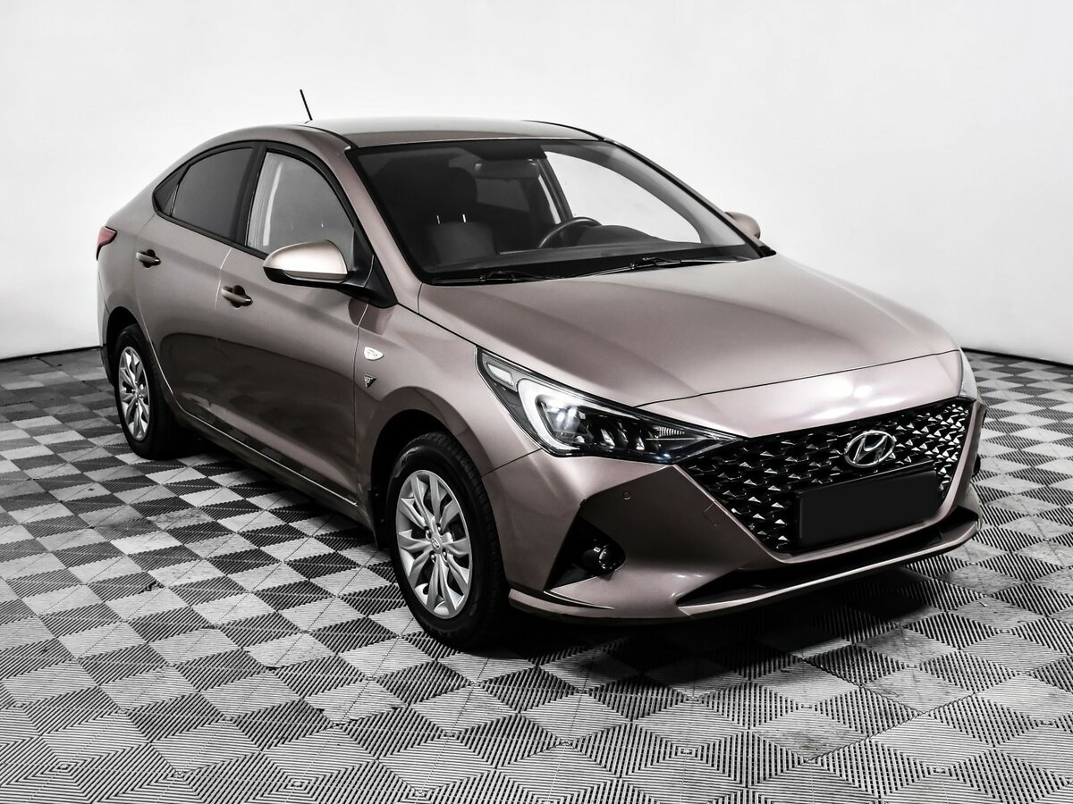 Hyundai Solaris с пробегом — 2020 год. Фото: #2