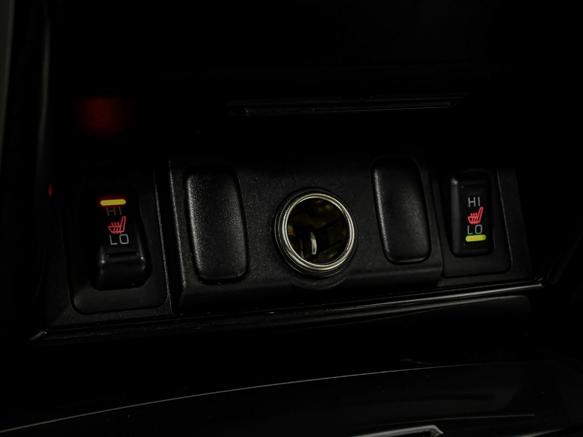 Mitsubishi Pajero Sport с пробегом — 2013 год. Фото: #13