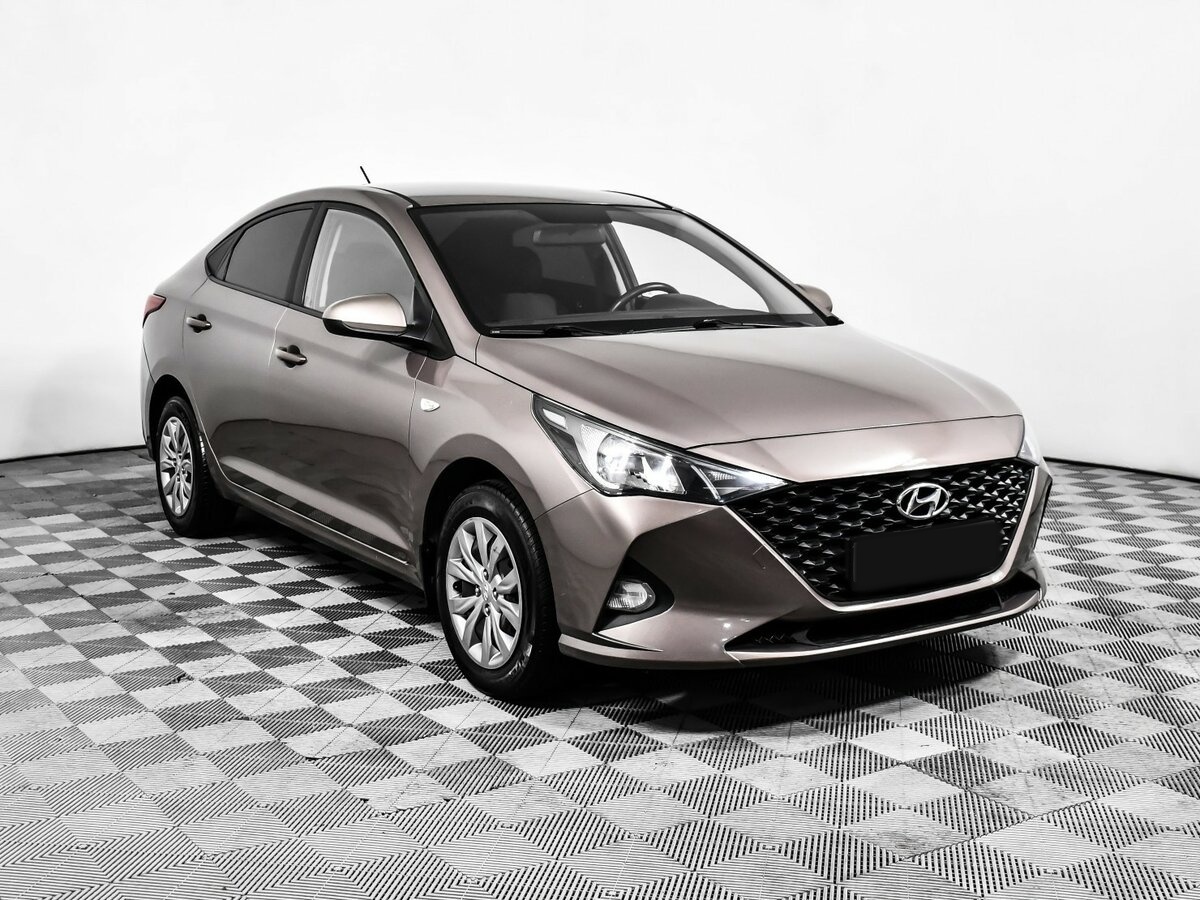 Hyundai Solaris с пробегом — 2020 год. Фото: #2