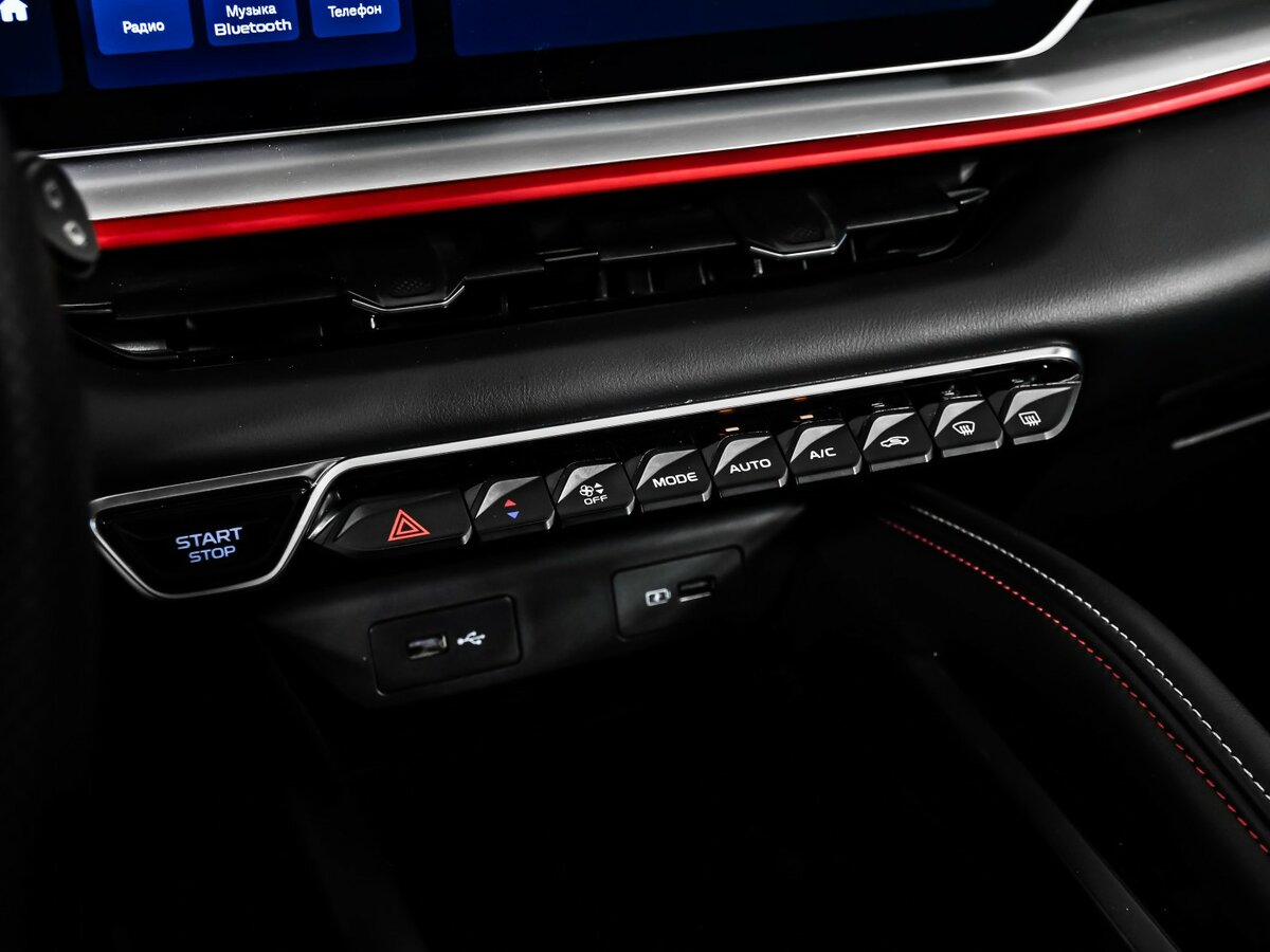 Geely Coolray с пробегом — 2023 год. Фото: #15