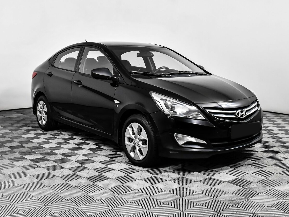 Hyundai Solaris с пробегом — 2016 год. Фото: #2