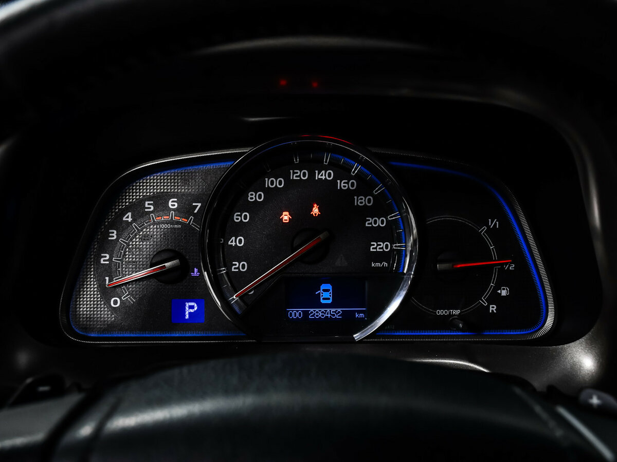 Toyota RAV4 с пробегом — 2013 год. Фото: #8